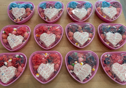 Heartbreaker w/ LD heart snack cakes